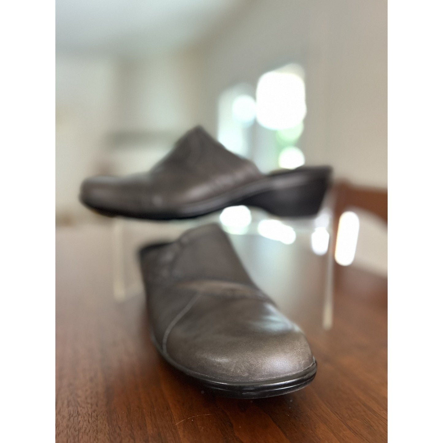 Clarks Bendables Leather Clogs Slip On Shoes Size 9