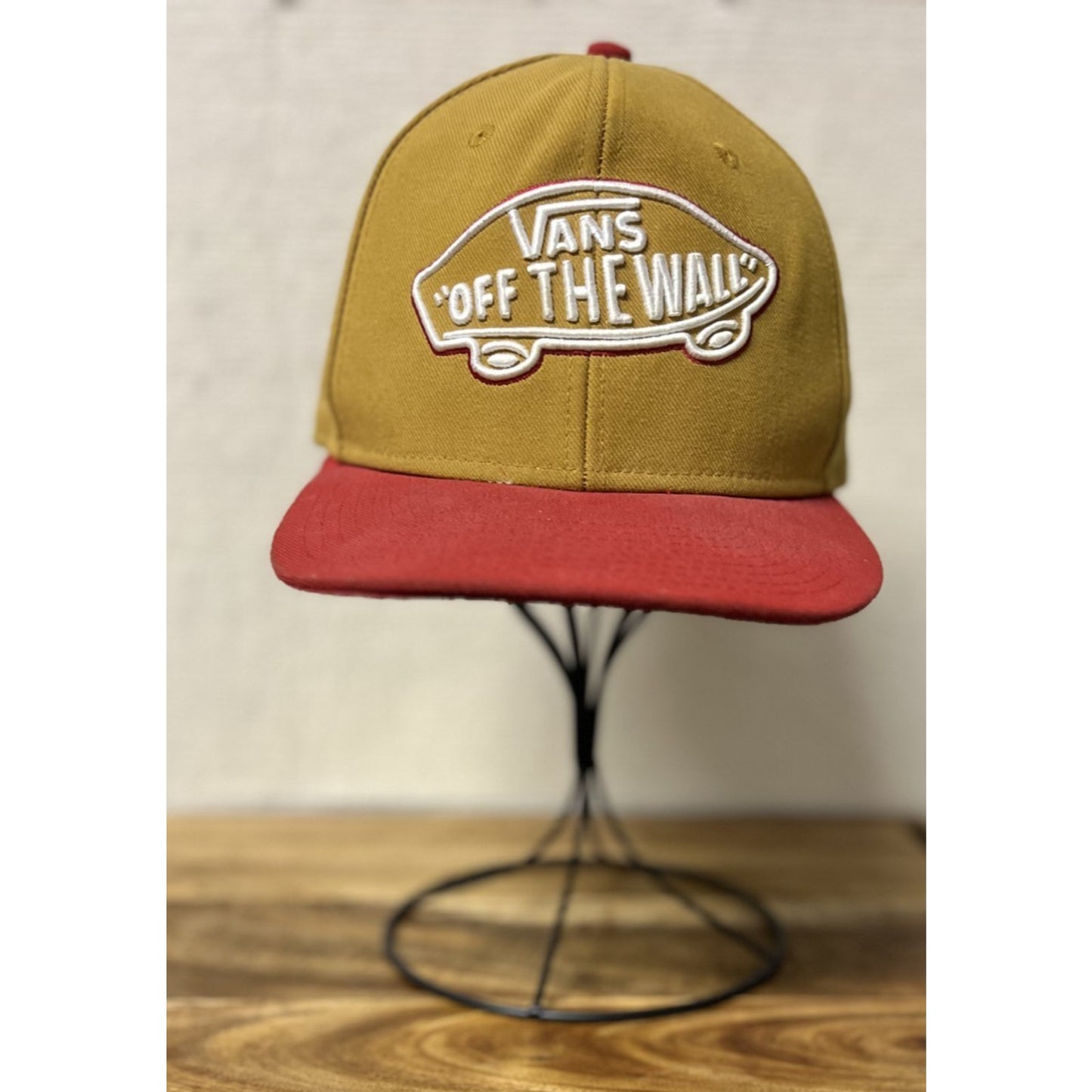 Vans Classic Patch "Vans Off The Wall" Mustard Yellow / Red Color Snapback Hat