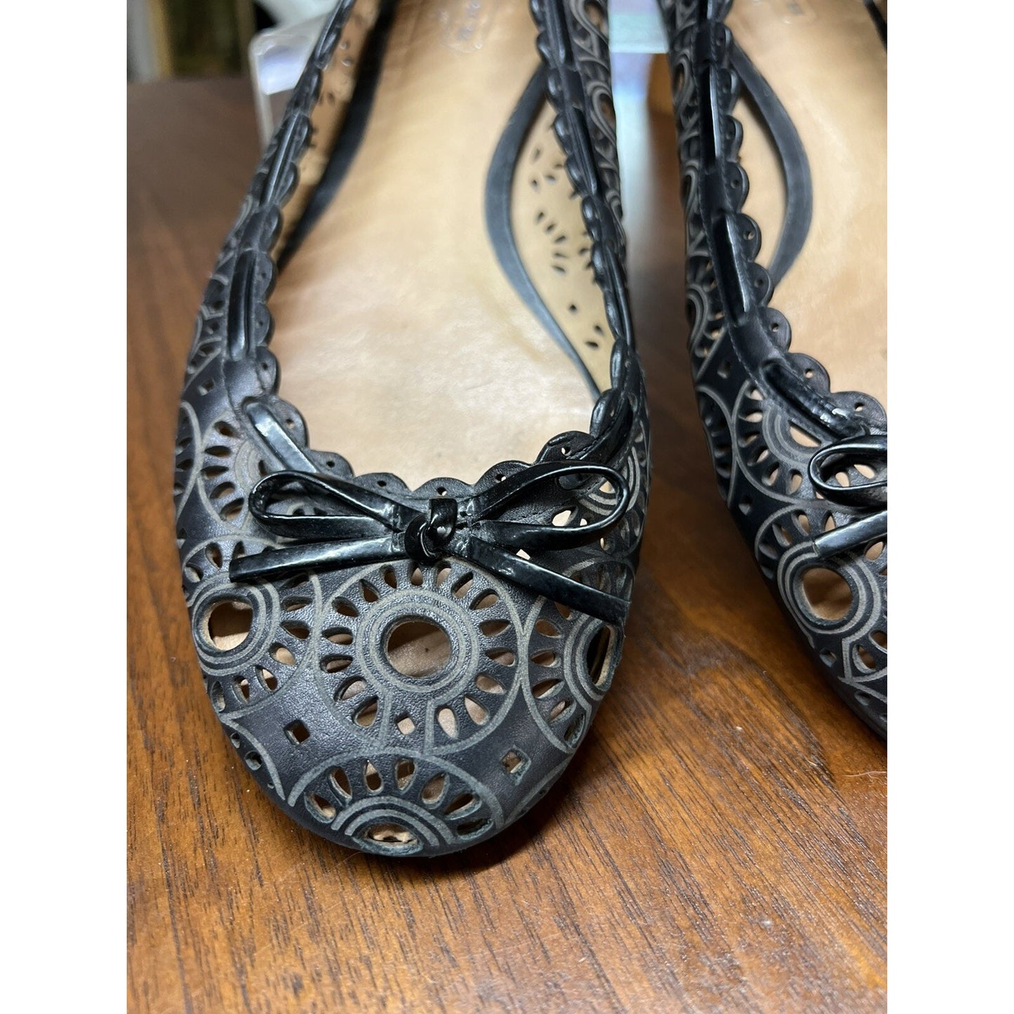Coach Women's Flat Shoes Lace Design Black Leather Size 8.5 Style A2045 Daffodyl