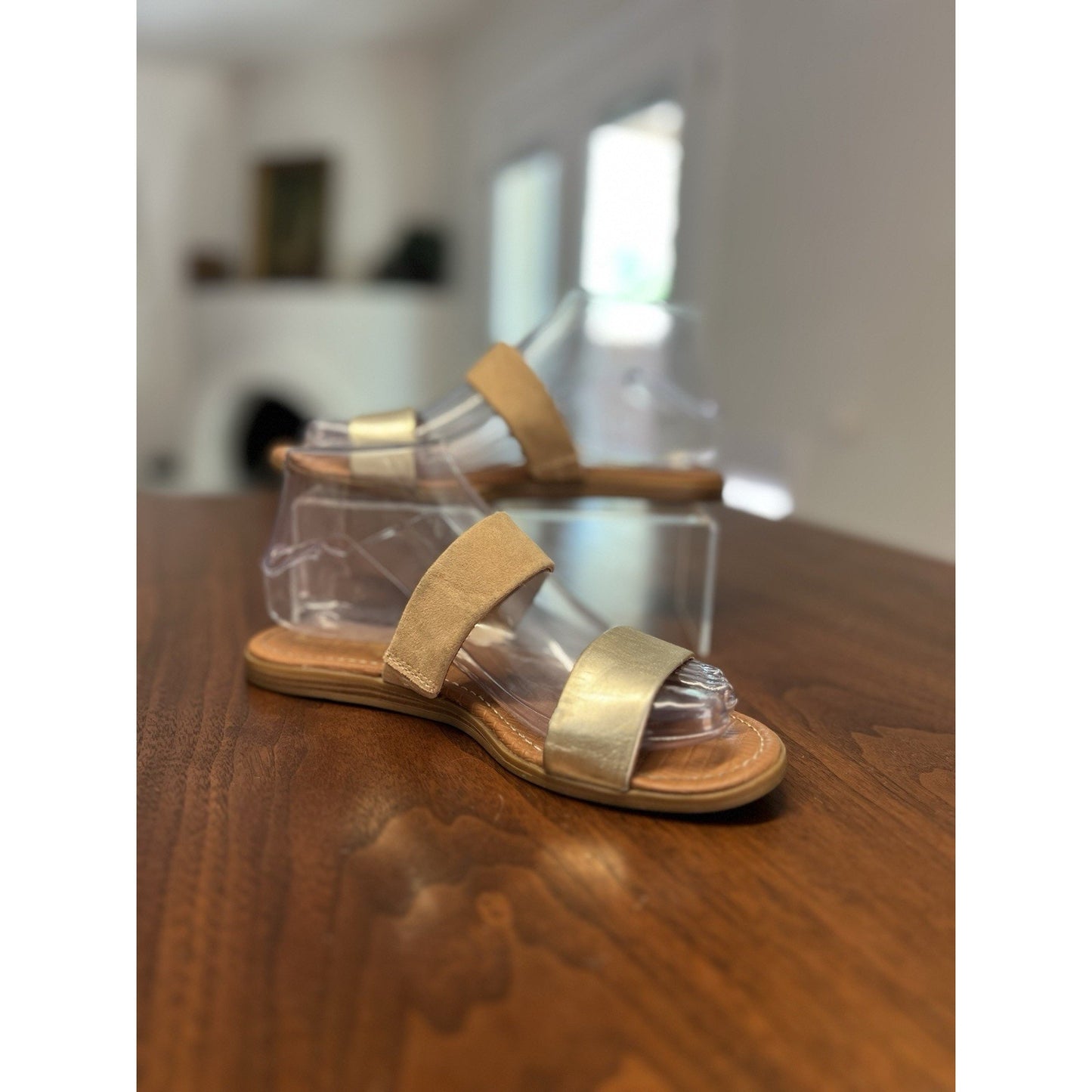 Circus by Sam Edelman Carissa Sandal Gold Front Strap Tan Suede Top Strap Sz 6.5