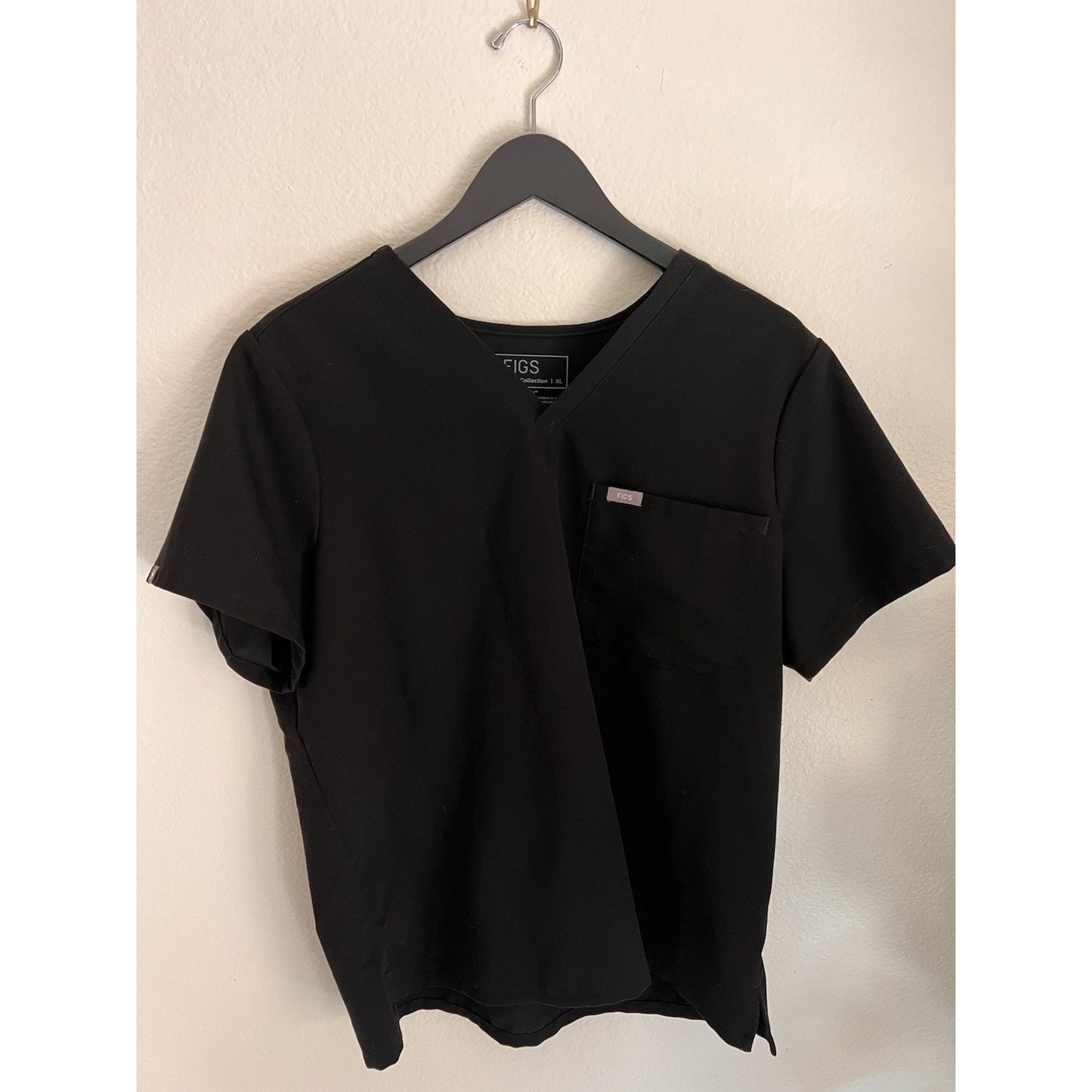 FIGS Catarina 1 Pocket Women’s Scrub Top PO# 5527 Size XL Style # 1000211