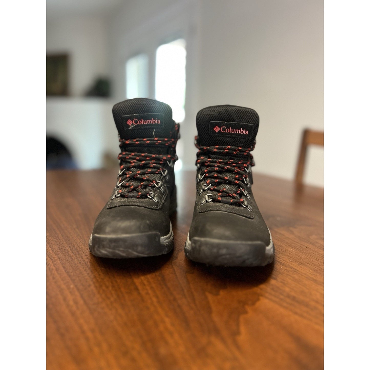 Columbia Newton Ridge Plus Women's Waterproof Hiking Boots Black Red Size 7.5