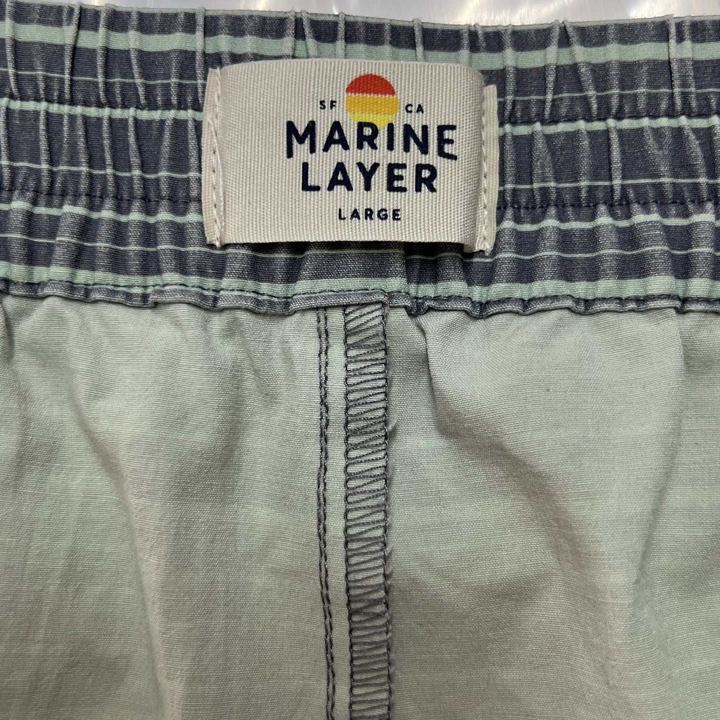 Marine Layer (L/35) Men’s Shorts Faded Blue Striped Chino Preppy Outdoor 7"