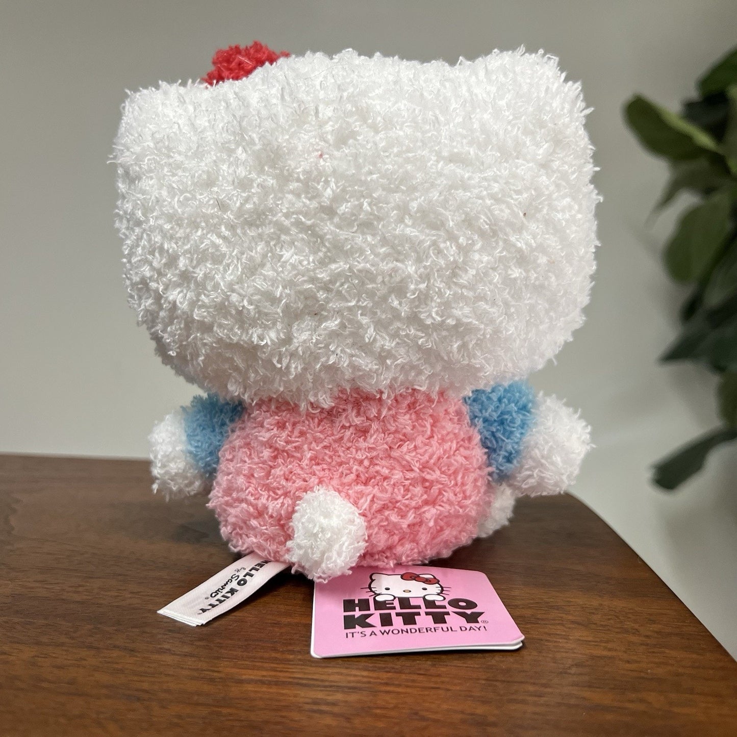 NWT Sanrio HELLO KITTY Classic Pink Overalls & Blue Shirt Red Bow Sherpa Plush