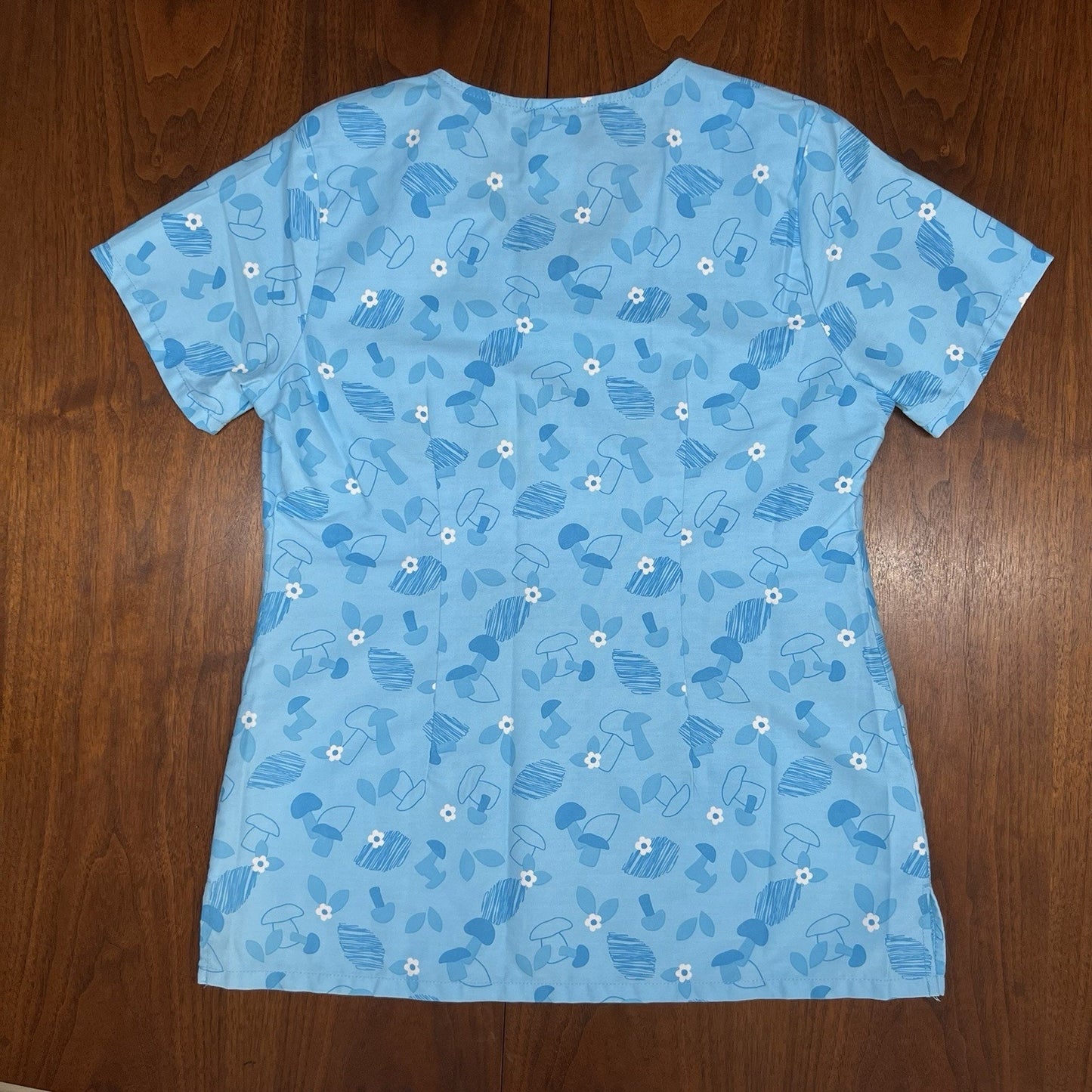 Disney Tooniforms Snow White & Seven Dwarfs Cherokee Scrub Top (S) Women TF635