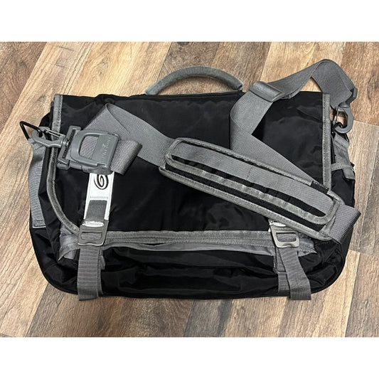 Timbuk2 Command Messenger Bag Black Grey Laptop Crossbody Strap Travel