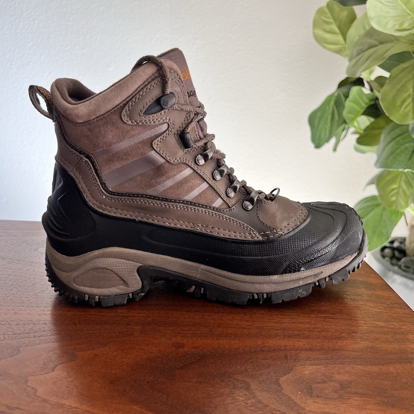 Columbia Bugaboot Mens 8 Omni-Tech 200 Grams Waterproof Insulated Brown Snow