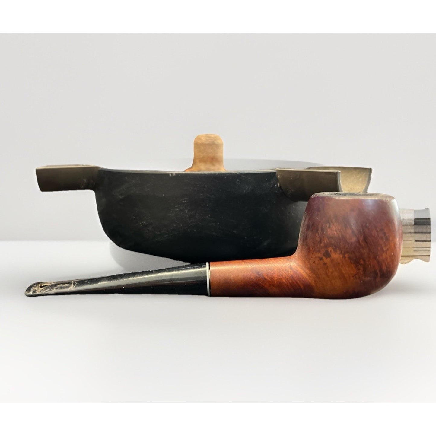 VTG MEDICO Crest Imported Briar Estate Pipe #60 5.5” Smoking Tobacco Billiard