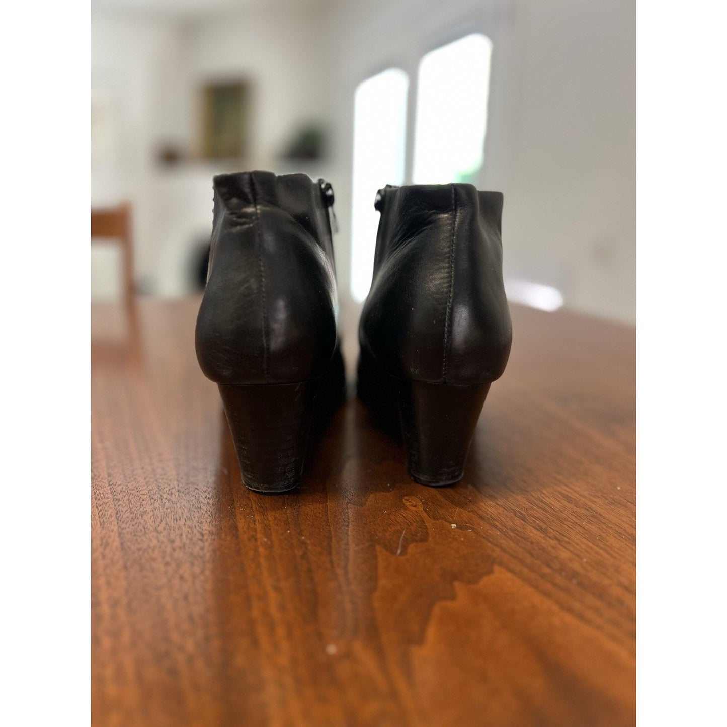 Vionic Upright Georgia Leather Ankle Booties Womens Black Studded Size 8