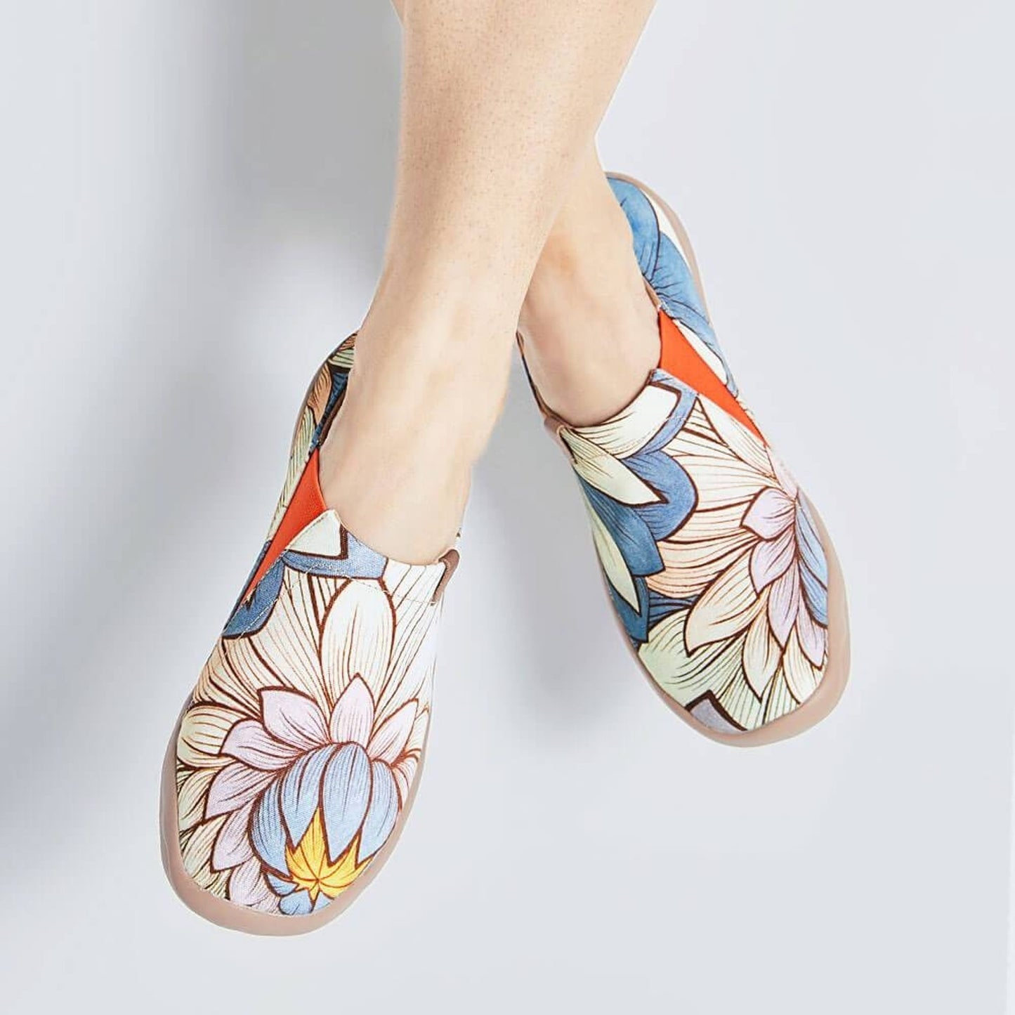 UIN Women (6) Nelumbo Toledo Canvas Slip On Shoes Lightweight Floral Artsy Boho