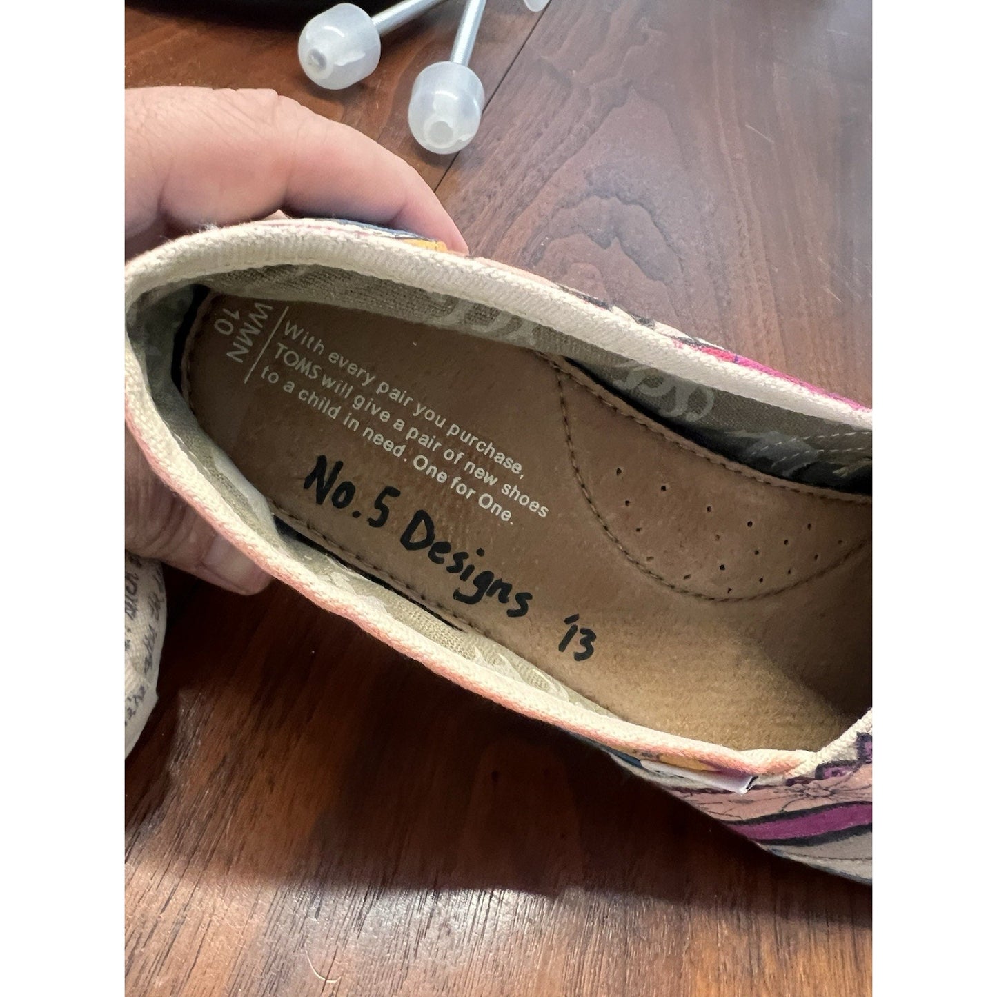 TOMS Custom 2013 Nurse Inspired No. 5 Design Womens Size 10 Slip-on Canvas Shoes