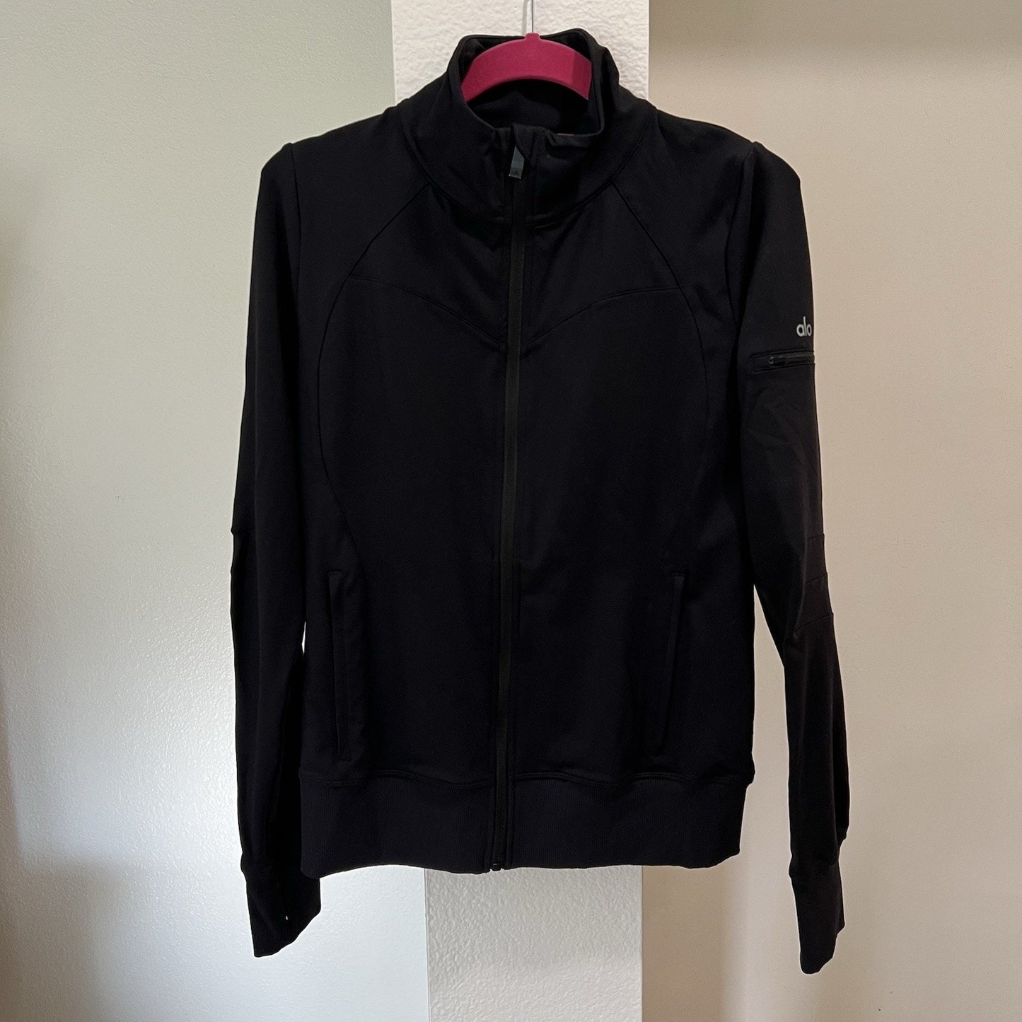 Alo Yoga Contour Jacket (M) Black Full Zip Thumbhole Athletic Track