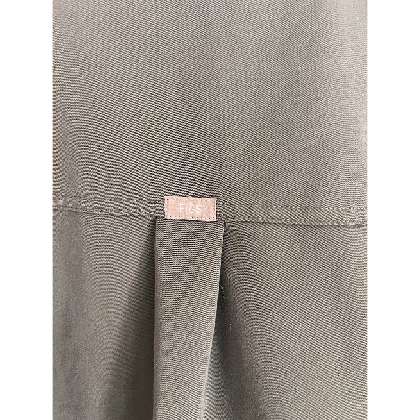 FIGS Rafaela Bonsai (L) 3 Pocket Women’s Scrub Top PO# 2491 Style# WXXSW1003