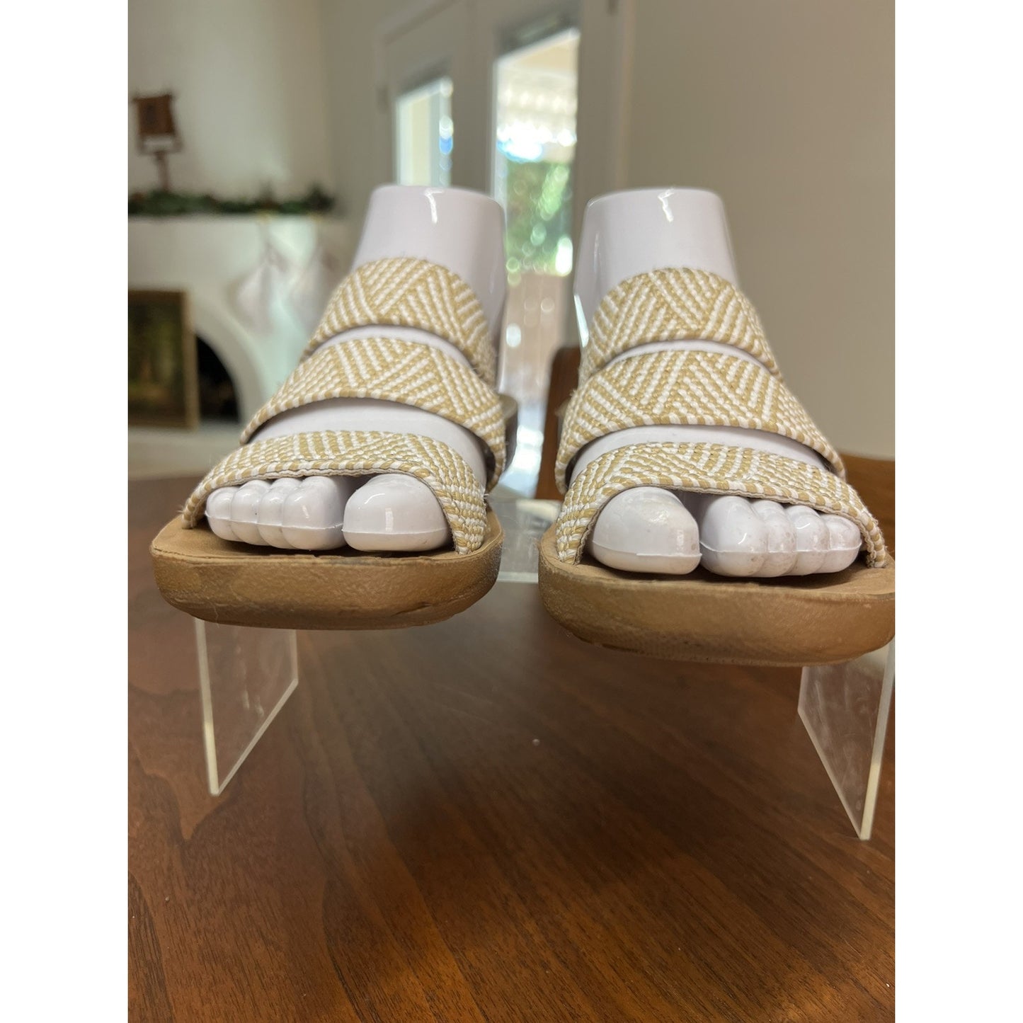 CL by Laundry Women’s Slip On Three Strap Sandal Size 6.5 Boho Style