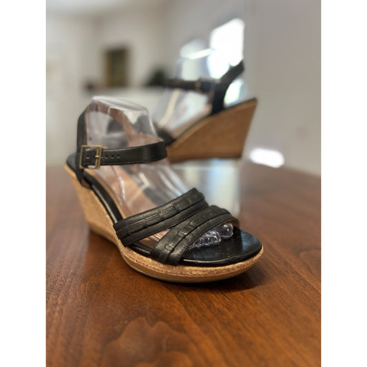 Clarks Artisan Margee Beth Black Tan Leather Wedge Sandal Ankle Strap Size 10M