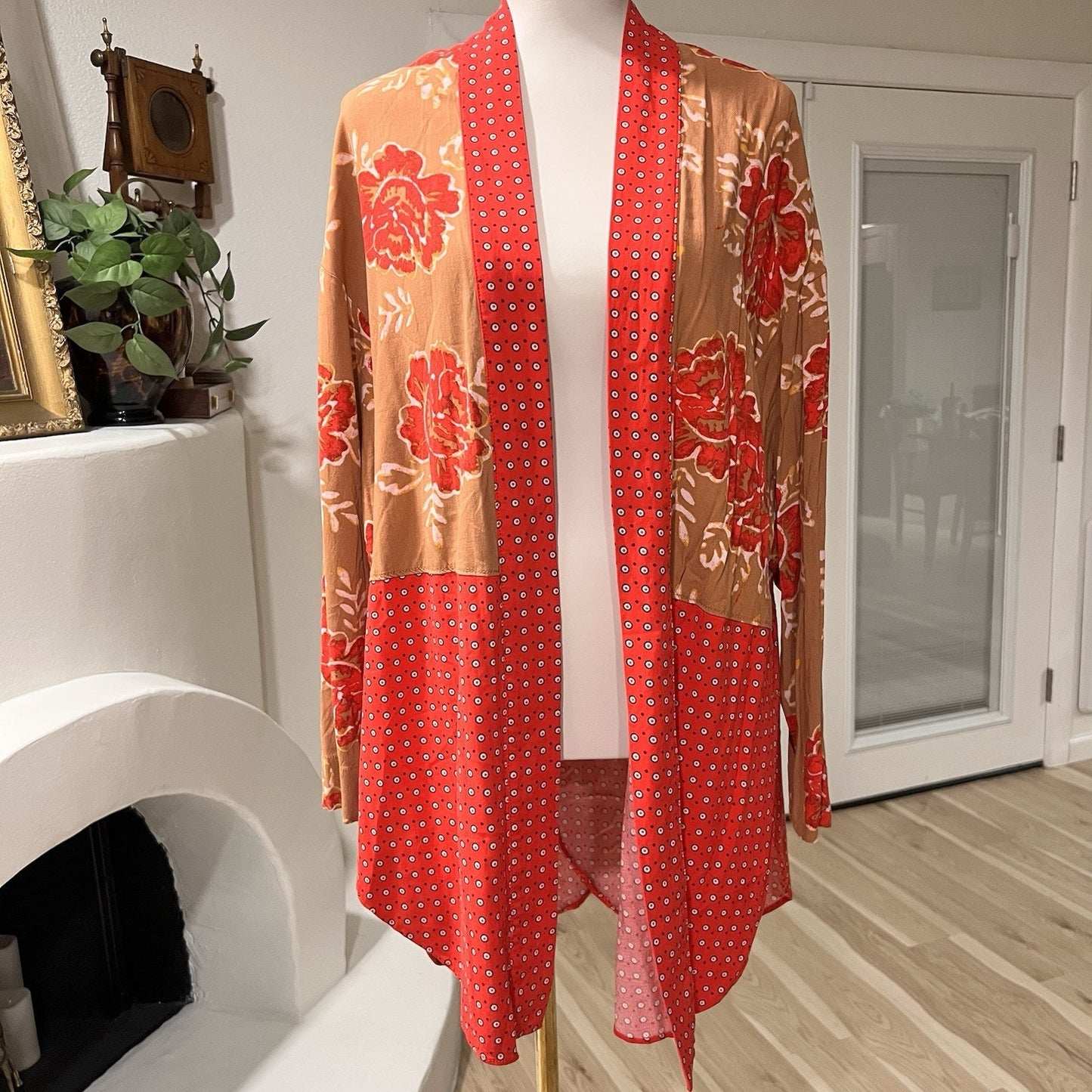 Free People (M) Forget Me Knot Kimono Cover Up Boho Hippie Robe Floral