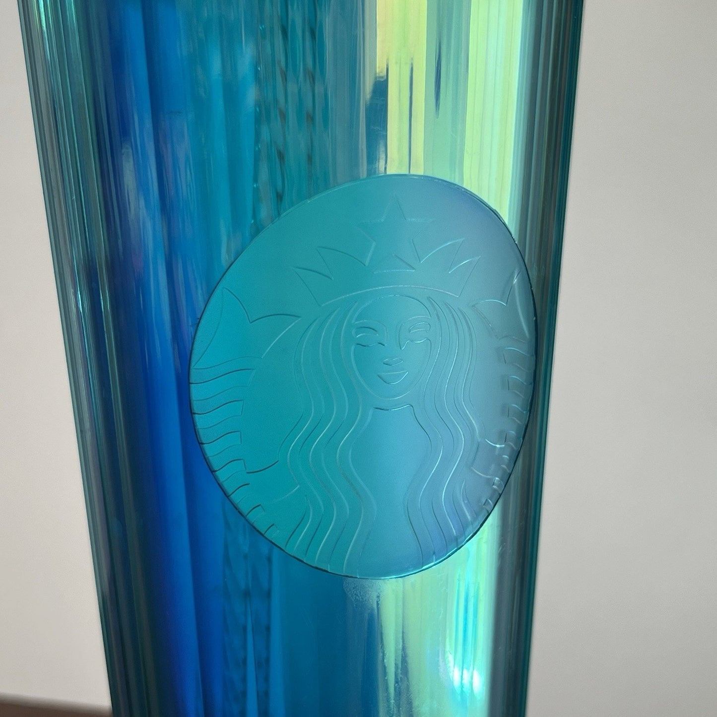Starbucks Venti Turquoise Blue Iridescent Kaleidoscope Tumbler 24 oz Straw