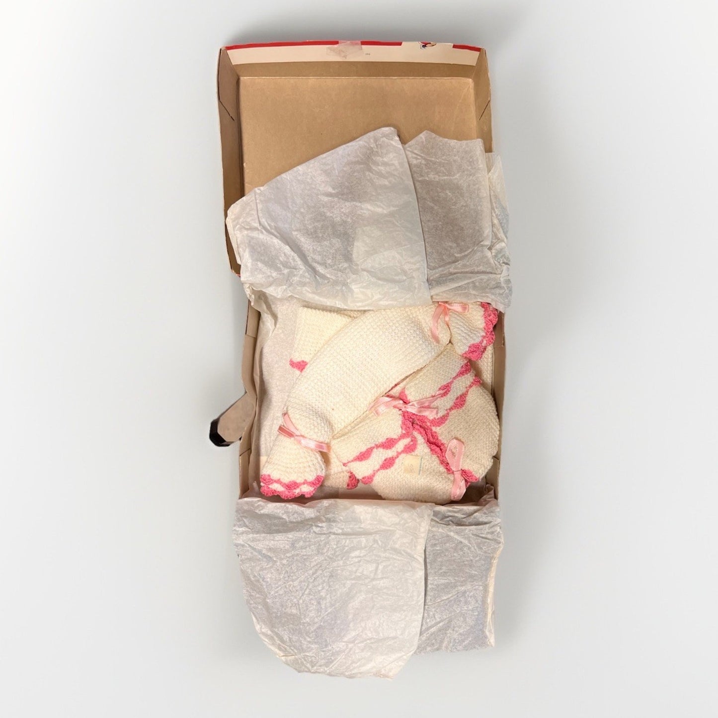Vtg White & Pink Infant Outfit Hat Blanket Wrap Buster Brown Toe To Crown Box