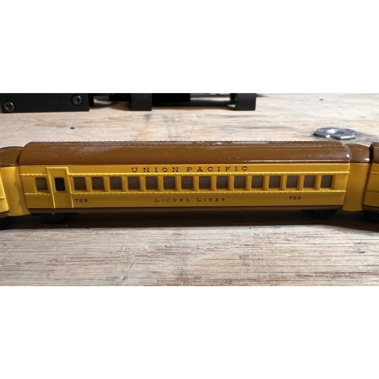 UNION PACIFIC - LOCOMOTIVE, COACH & BUFFET CARS - LIONEL Hallmark Ornaments NEW