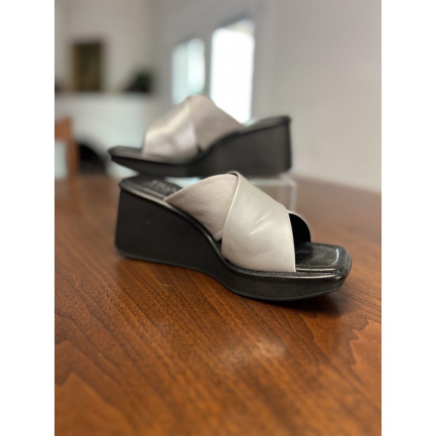 Franco Sarto Silver Cross-Cross Strap Black Wedge Sandal Women’s Size 6.5 US