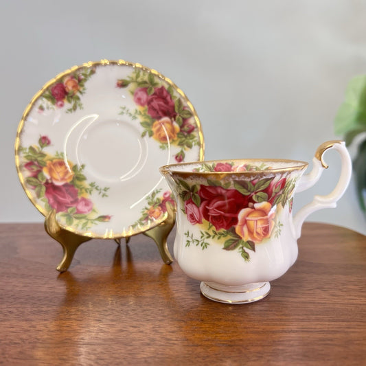 1962 Royal Albert Old Country Roses Montrose Demitasse Cup & Saucer Footed