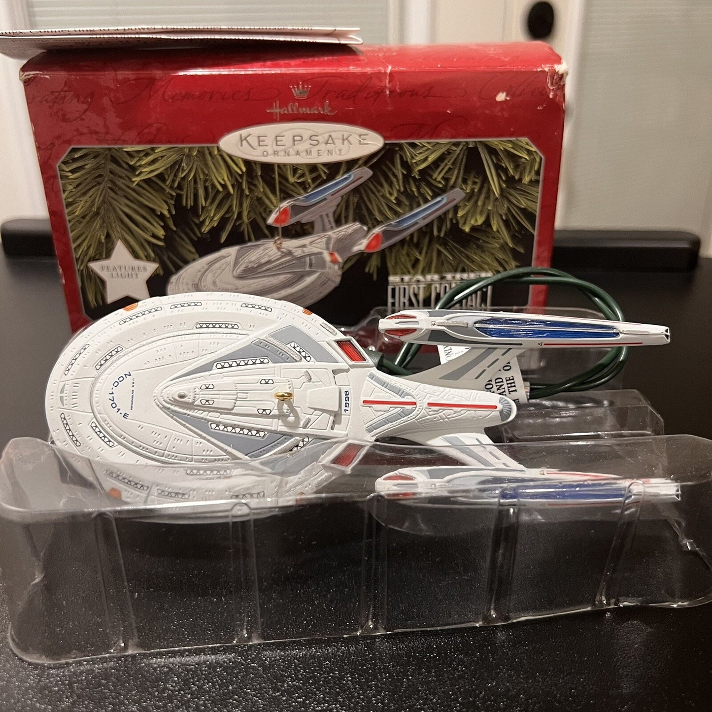 Hallmark Ornament 1998 Star Trek: First Contact U.S.S. Enterprise NCC-1701-F3