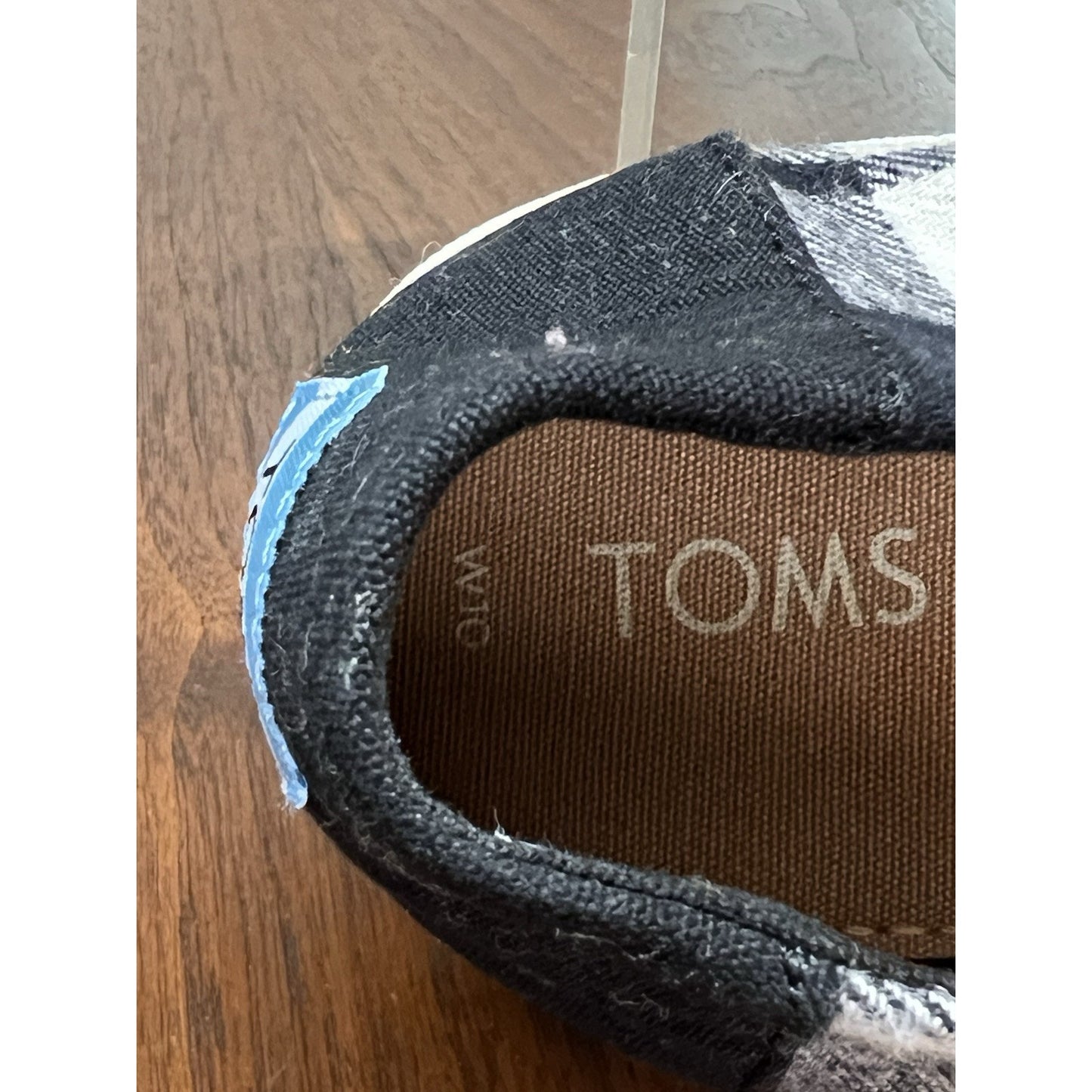 Toms Avalon Plaid Flannel Casual Slip-on Loafer Size 10 Sneaker Black & White