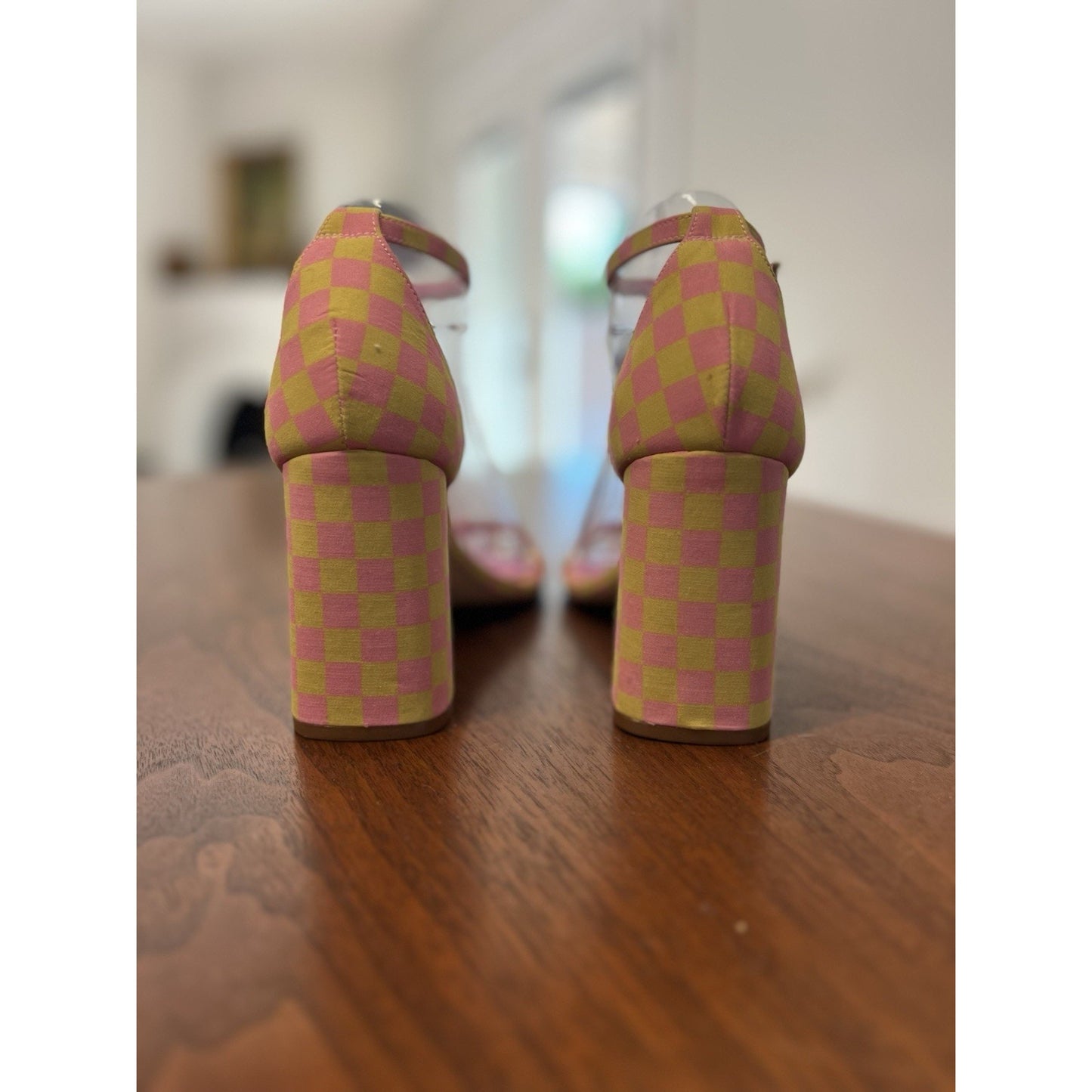 Gianni Bini Maileigh Sandals Heels Women’s Size 7 Checkered Pink & Yellow
