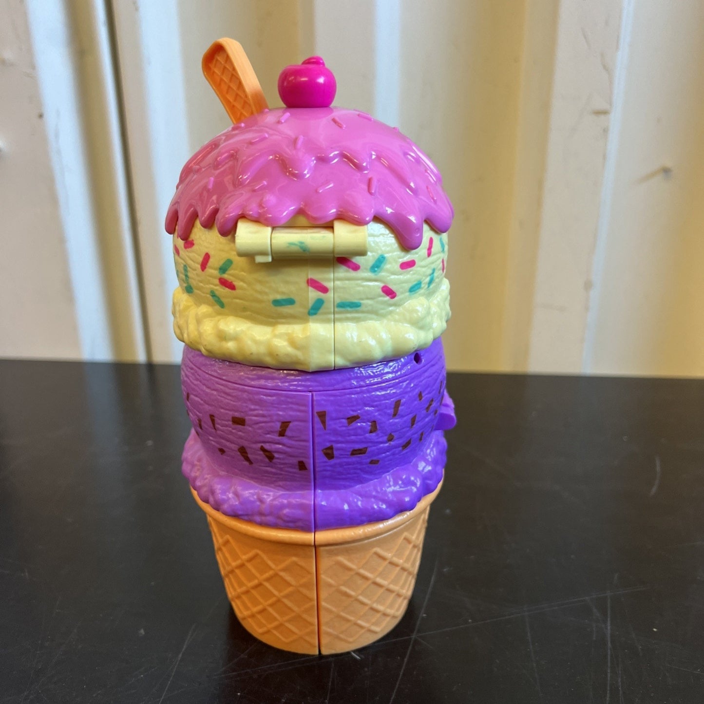 Polly Pocket Spin ‘n Surprise Compact Playset Ice Cream Cone Shape Playground