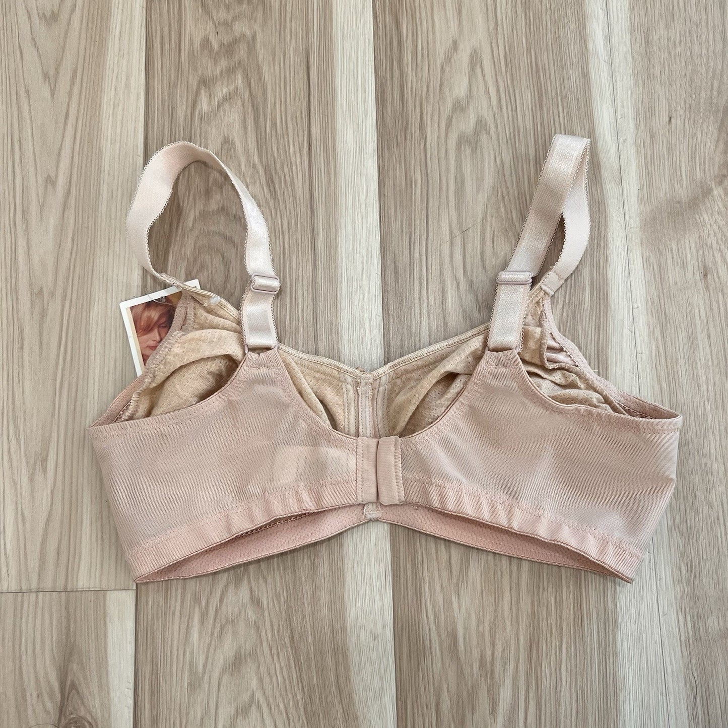 Amoena Rita 36C Mastectomy Pocket Bra Soft Cup 2004 Nude Post Surgery Wireless