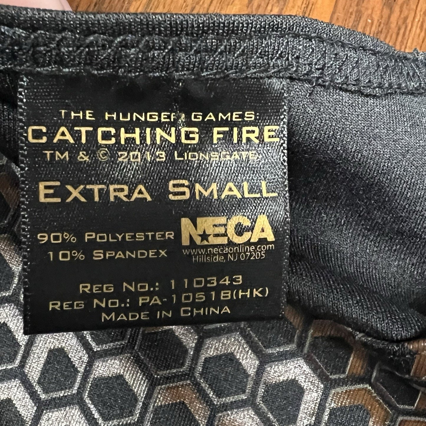 NECA Hunger Games Catching Fire Arena Shirt XS Women Short Sleeve Costume