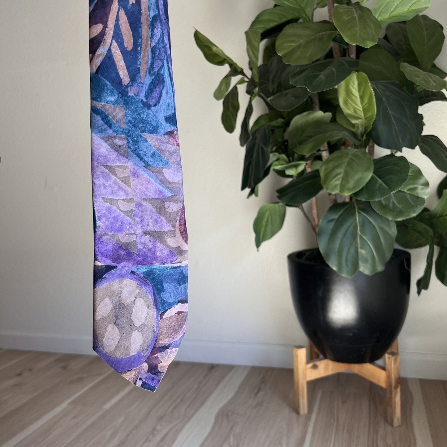 Mervyn's Windridge Men's Painted Pattern Polyester Tie