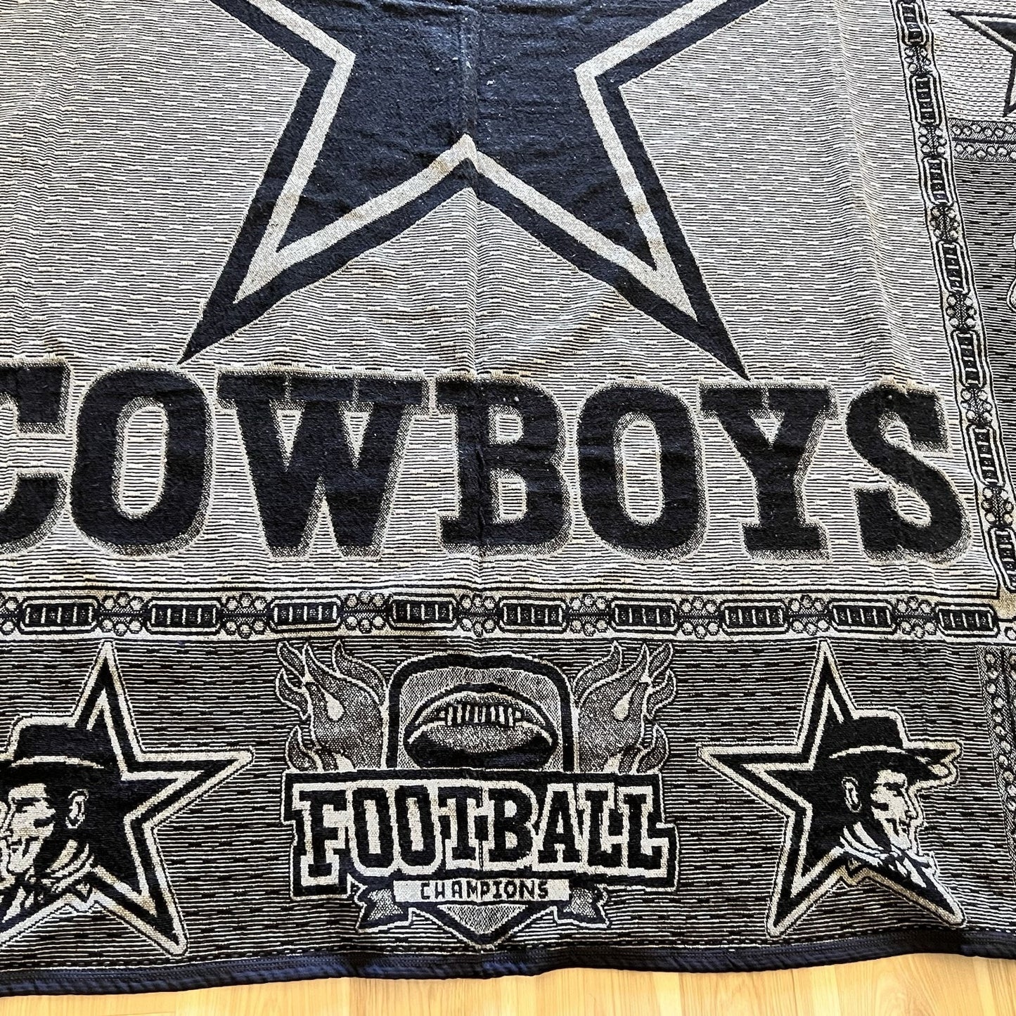 Vintage Dallas Cowboys Tapestry Blanket Throw NFL Football 76 x 93” XL