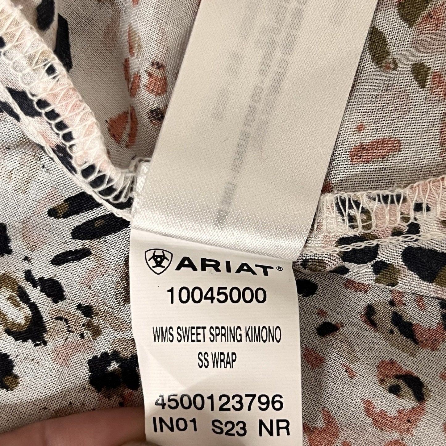NWOT Ariat Sweet Spring Kimono Wrap XS/S Animal Print Women’s $60 Sold Out