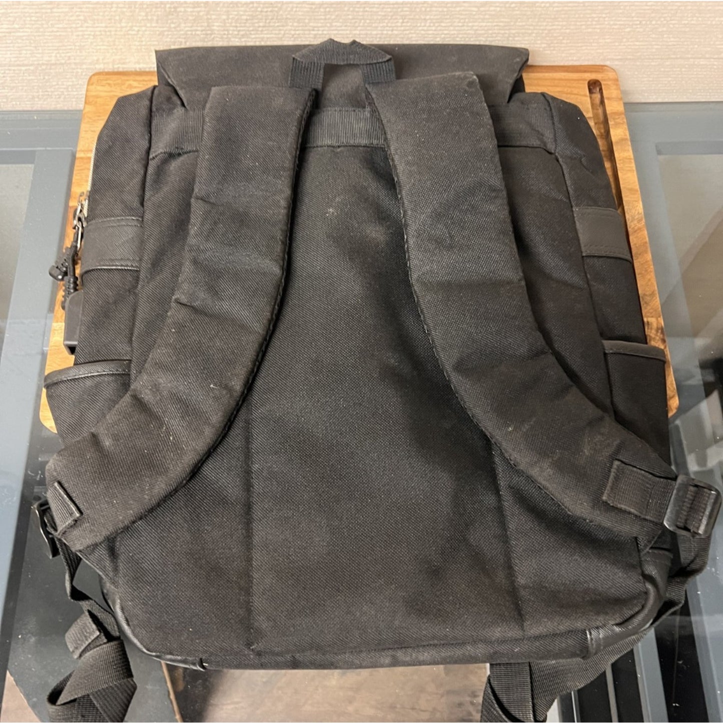 Ronyes Vintage Style Black Laptop Backpack 5 Pockets