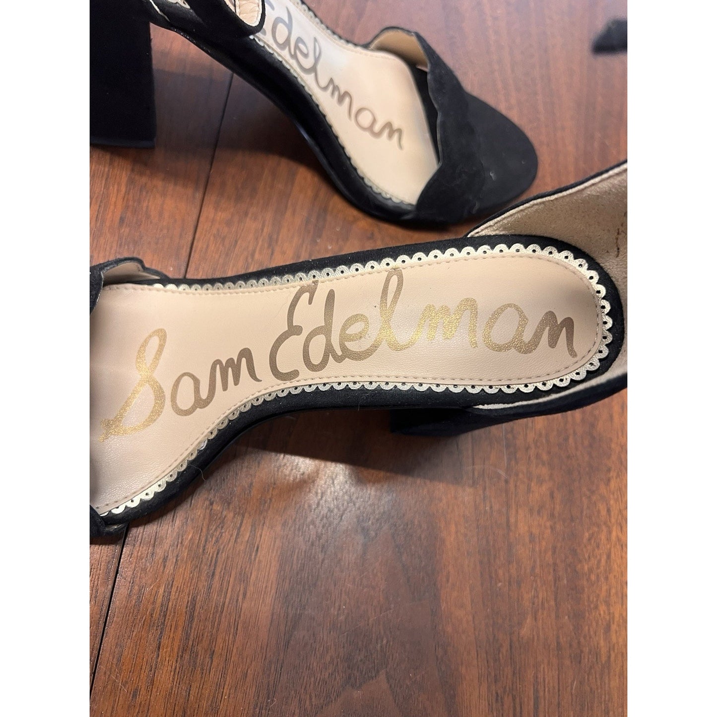 Sam Edelman Odila Black Suede Scalloped Block Heel Sandals Womens 7
