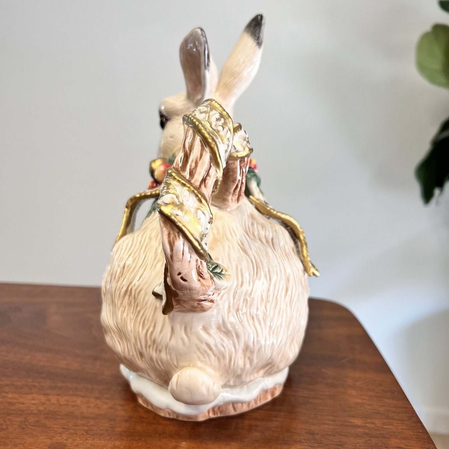 Fitz Floyd Snowy Woods Rabbit Teapot No Lid & Chip Vintage Holiday Christmas