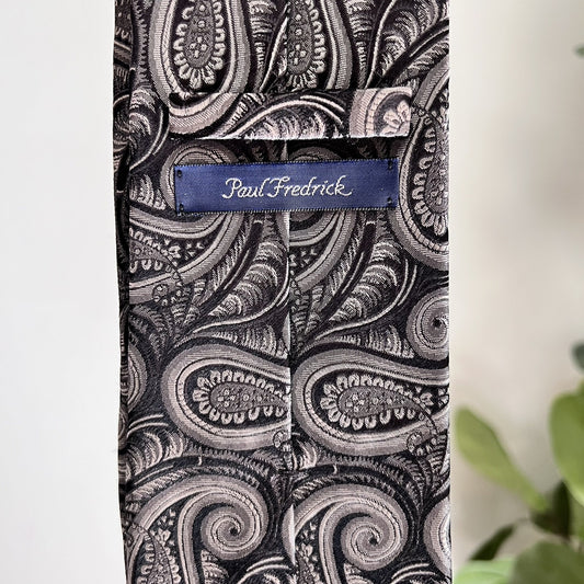 PAUL FREDRICK 100% Silk 61x4 Paisley Woven Designer Necktie Black Silver