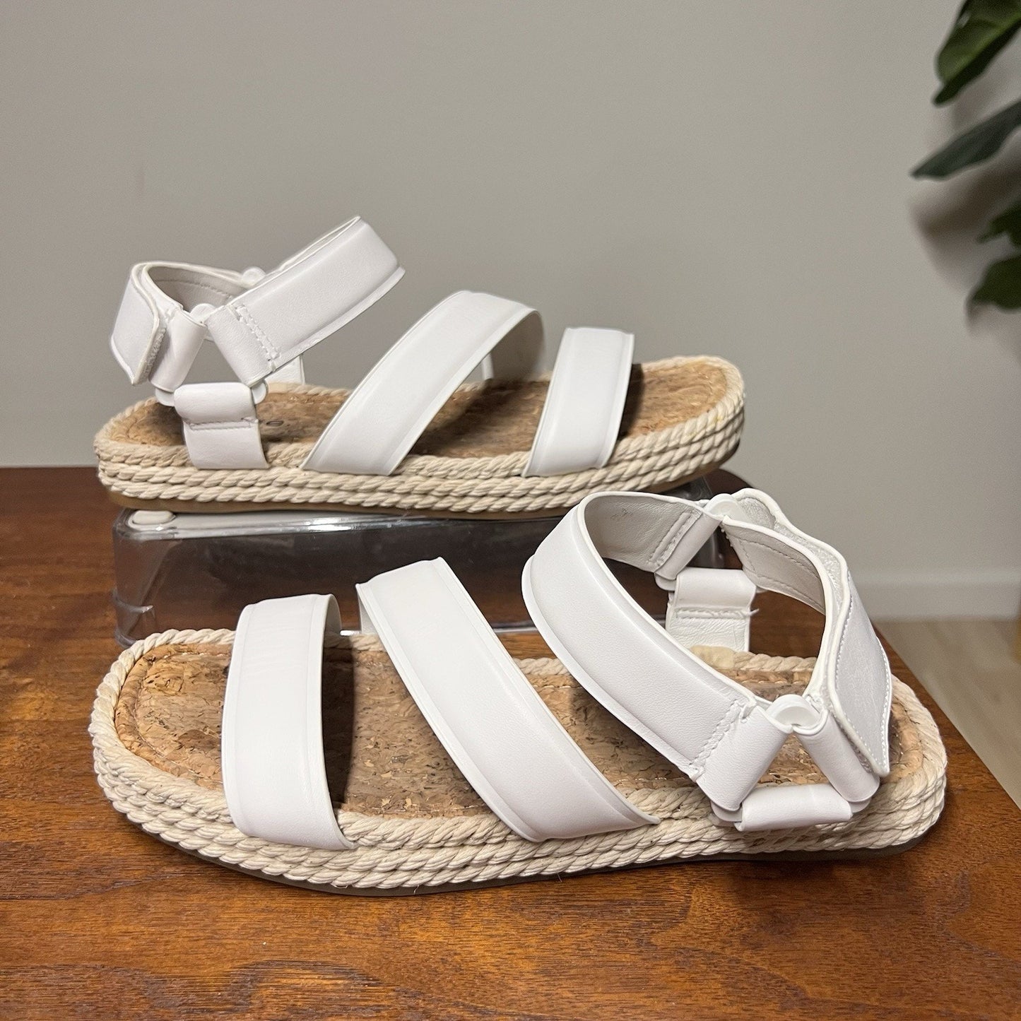 Vince Elian Leather Espadrille Sandal 6M White 36 EU Designer Luxury Cork