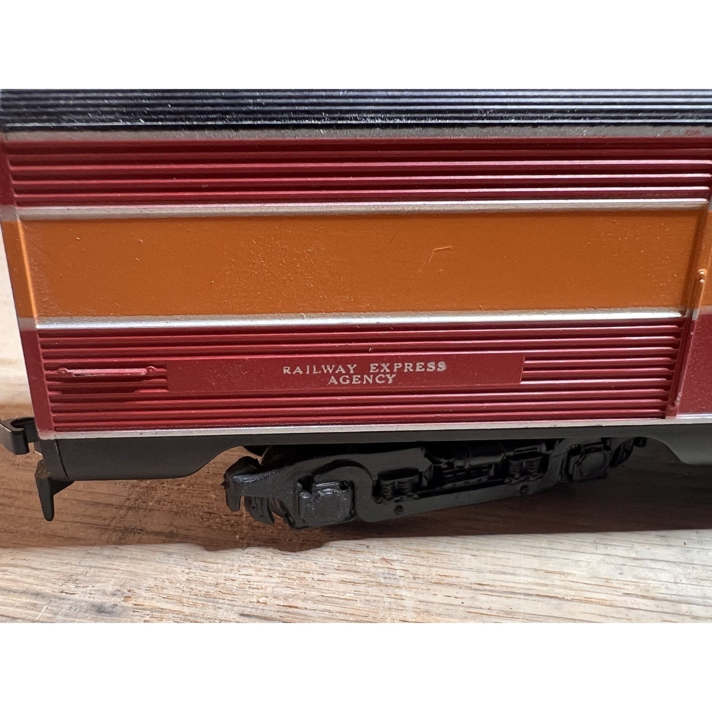 Vintage Bauchman Southern Pacific Daylight Smooth-Side Baggage Train Car
