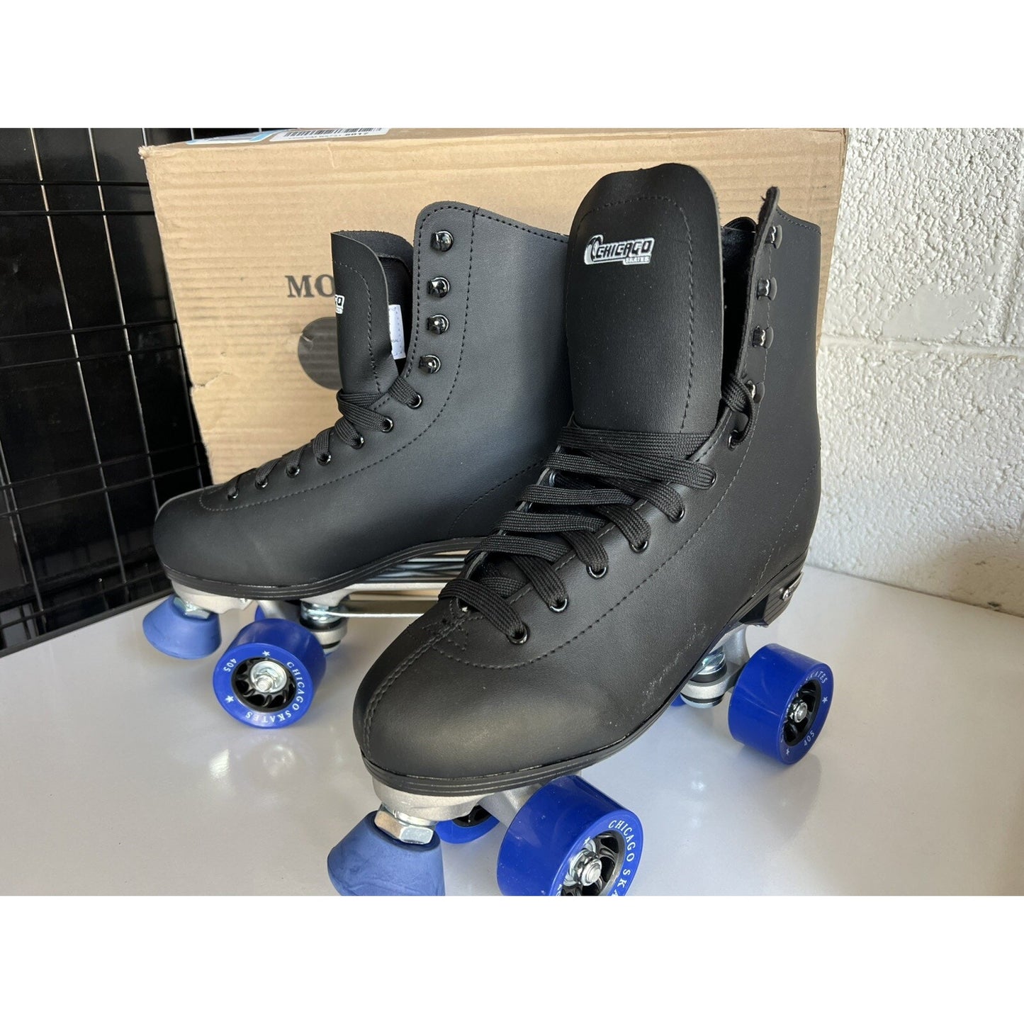 Chicago Mens Classic Rink Roller Skates Sz 9 Black Beginners Indoor Outdoor