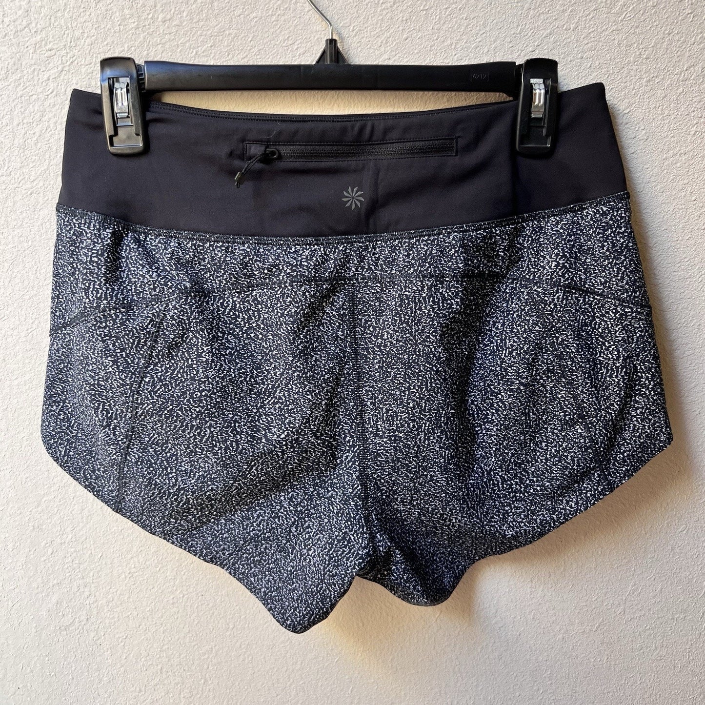 XS Athleta “Run With It” 3” Inseam Shorts Running Black Grey Pull-On Zip Pocket