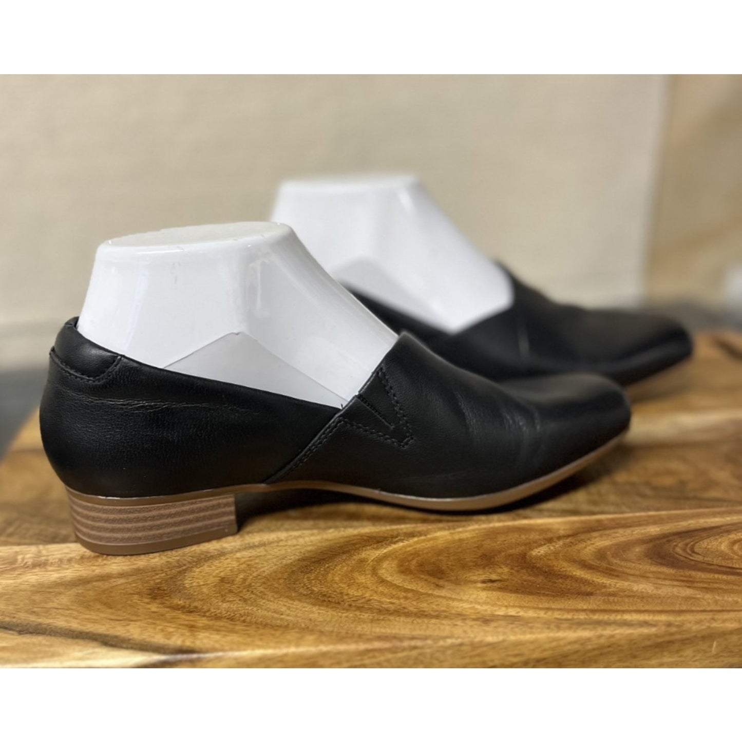 Clarks Collection Juliet Palm Black Leather Loafers Women's 6M