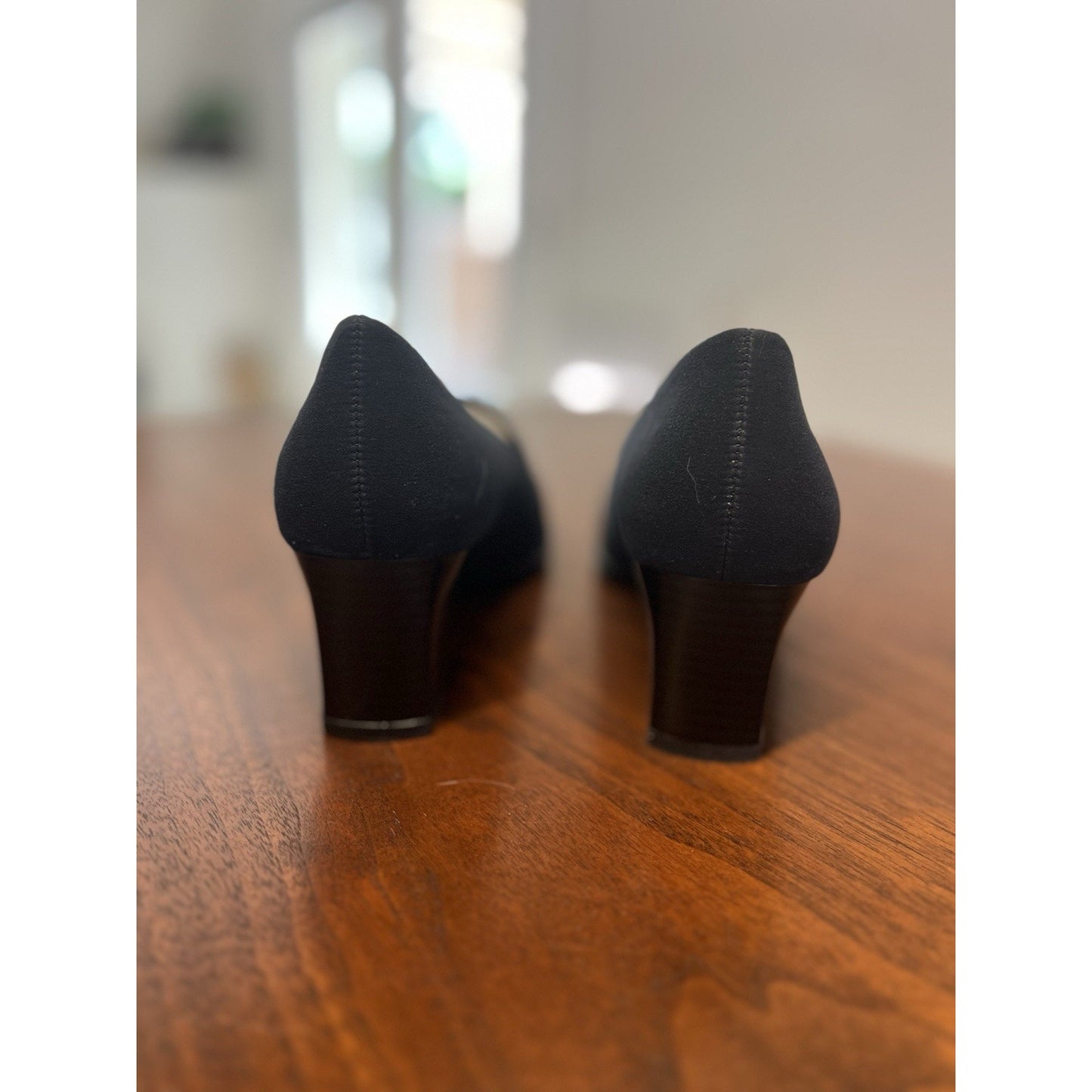 NEW LizFlex Liz Claiborne Entice Stretch Pump Black Sz 7 Square Toe Mid Heel