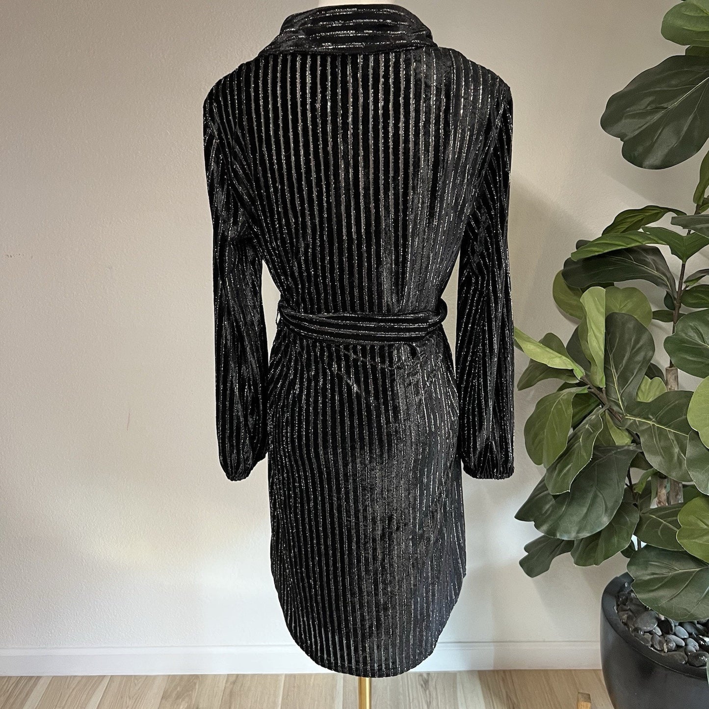 NWT $249 House Of Harlow XS Long Sleeve Black Metallic Shirt Dress Belt Elegant