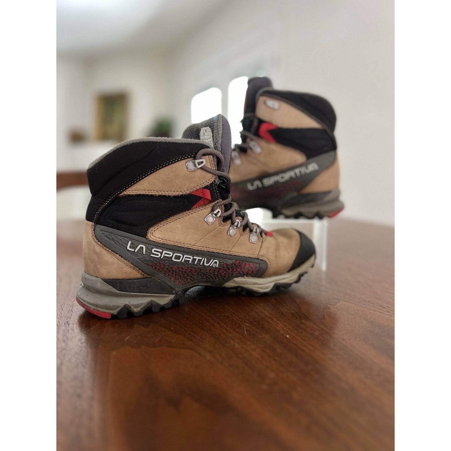 La Sportiva Nucleo High GTX Men’s Hiking Boots Brown US Size 8 Medium