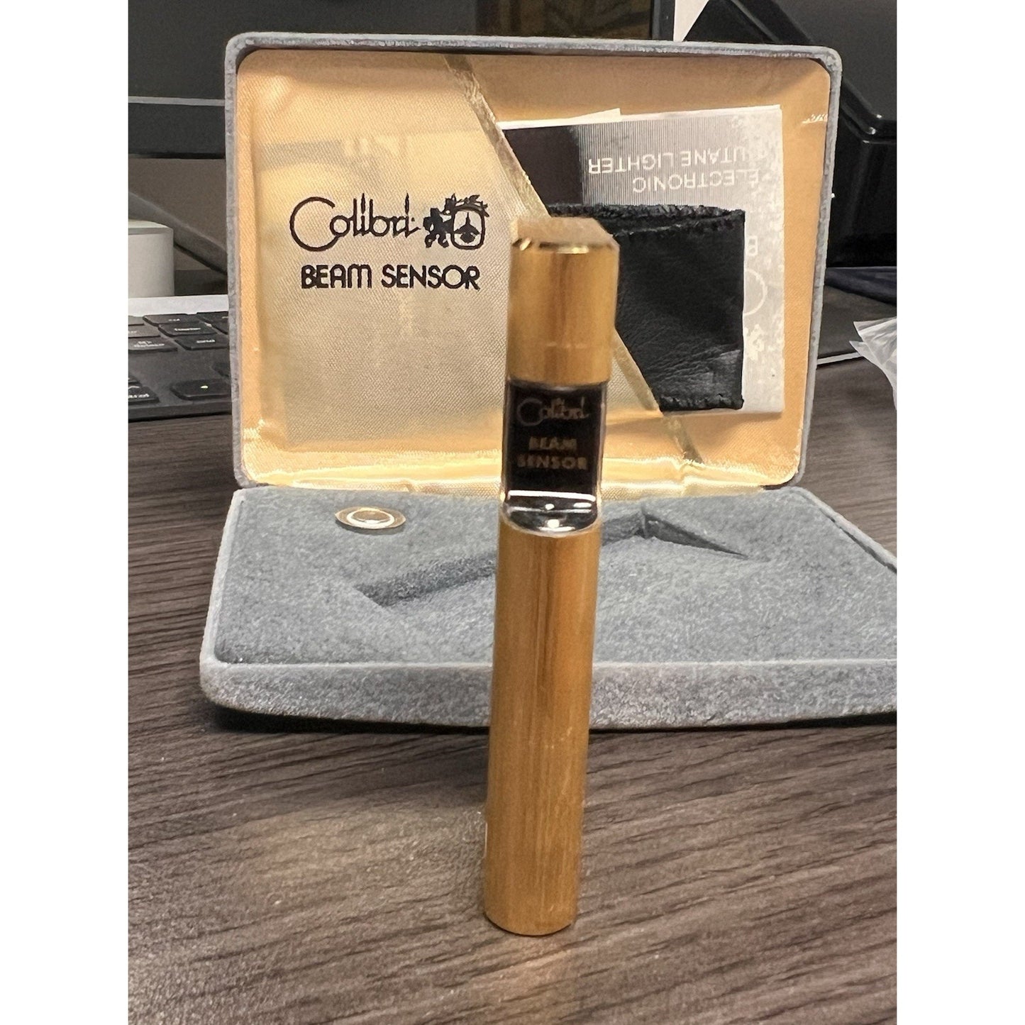 Vintage Gold Tone Colibri Beam Sensor Lighter w/ Case, Sleeve & Paperwork