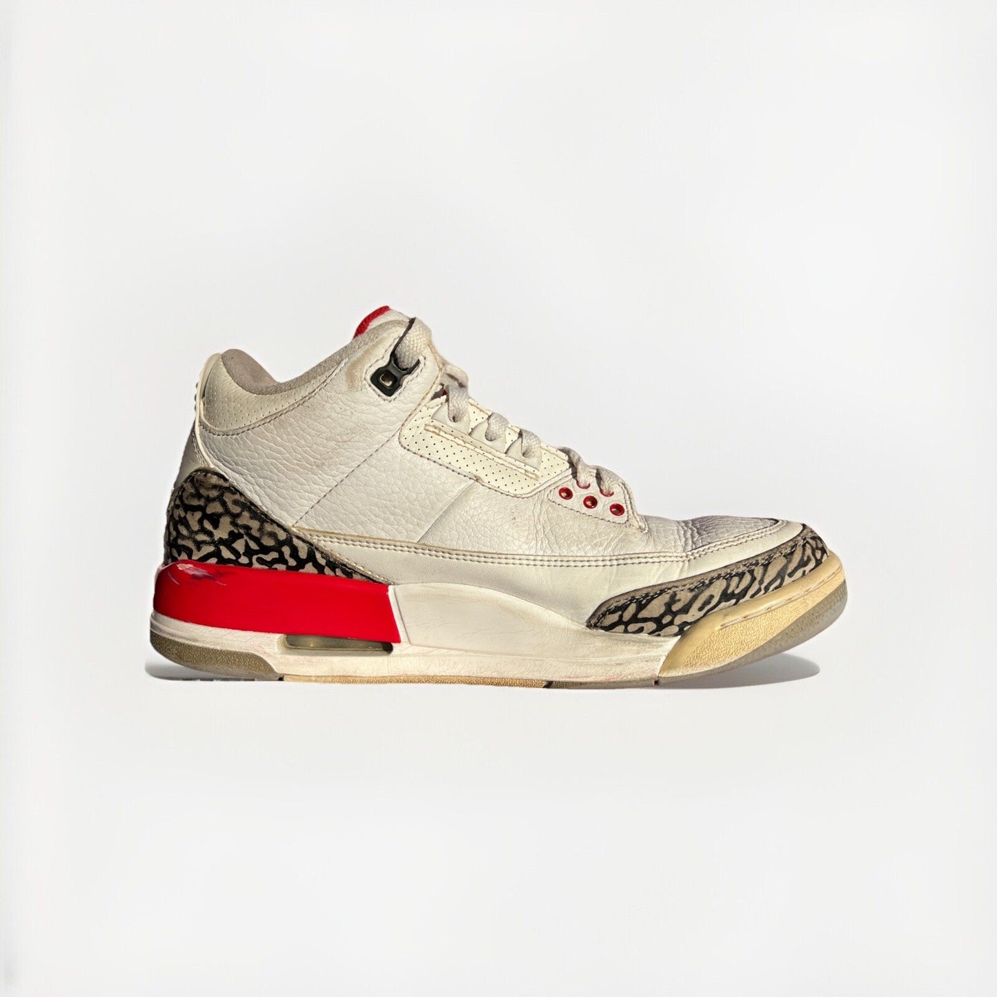 Nike Size 8.5 Air Jordan 3 Mid Cardinal Red