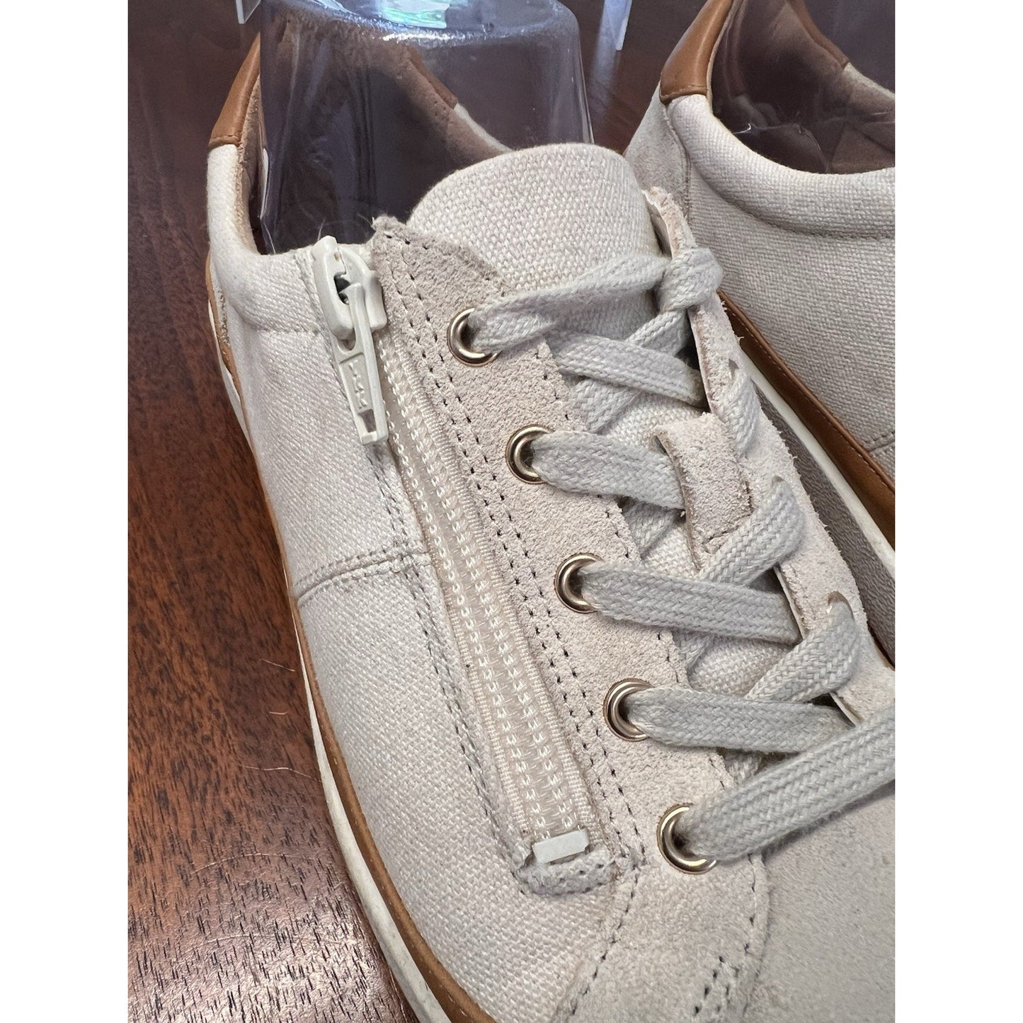 Vionic Essence Mayra Suede & Canvas Crème Tan Side Zipper Sneakers Women’s Sz. 8