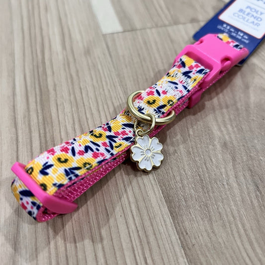 Top Paw Medium Puppy Dog Collar Daisy Cute Flowers Adjustable Comfort Girly